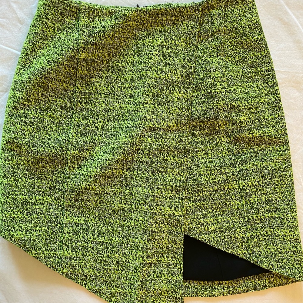 Speckled lime green mini skirt